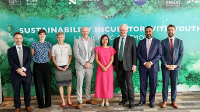 Standard Chartered Vietnam empowers young future leaders