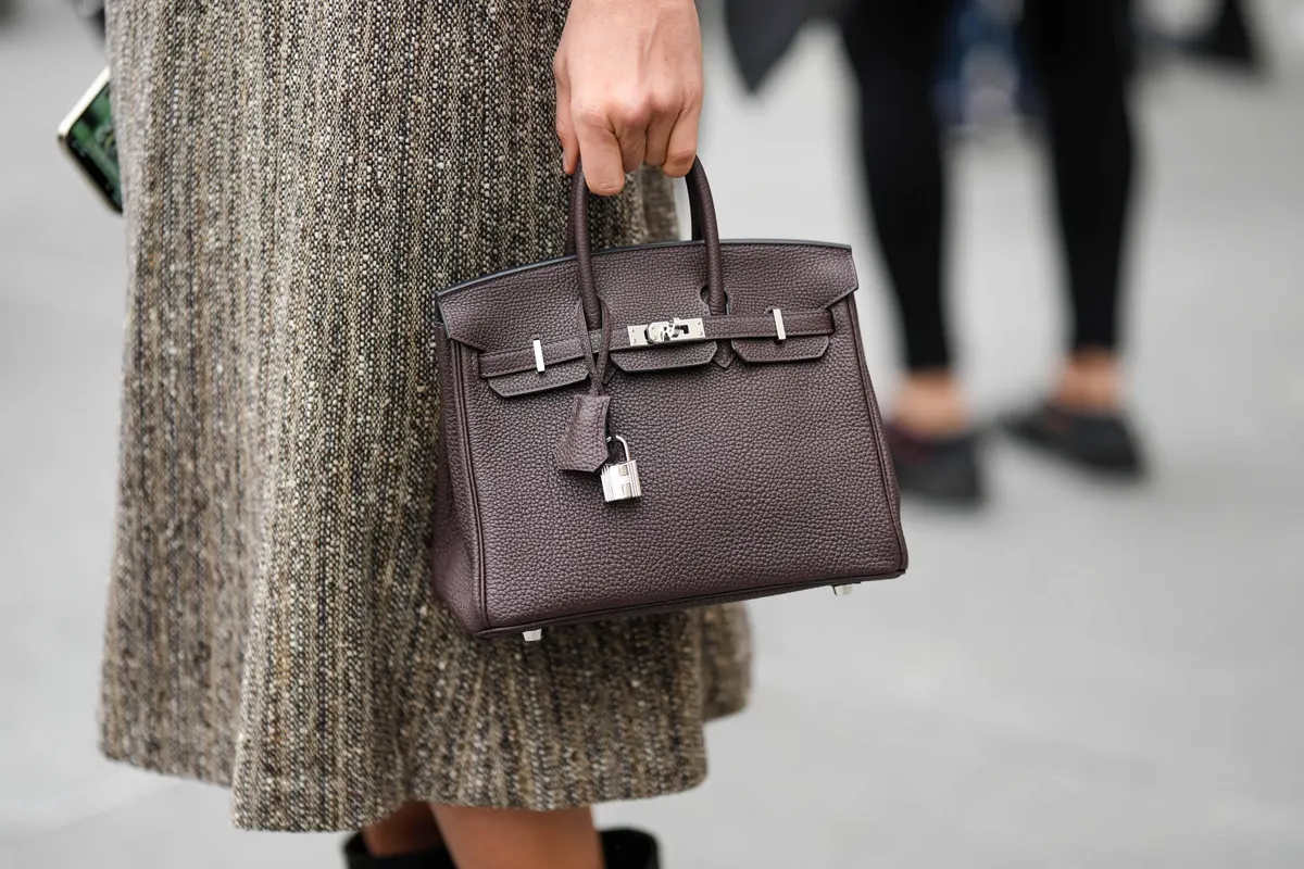 Doanh thu hợp nhất của Hermès trong nửa đầu năm 2023 lên tới 6.698 triệu euro, tăng 25% theo tỷ giá hối đoái cố định.