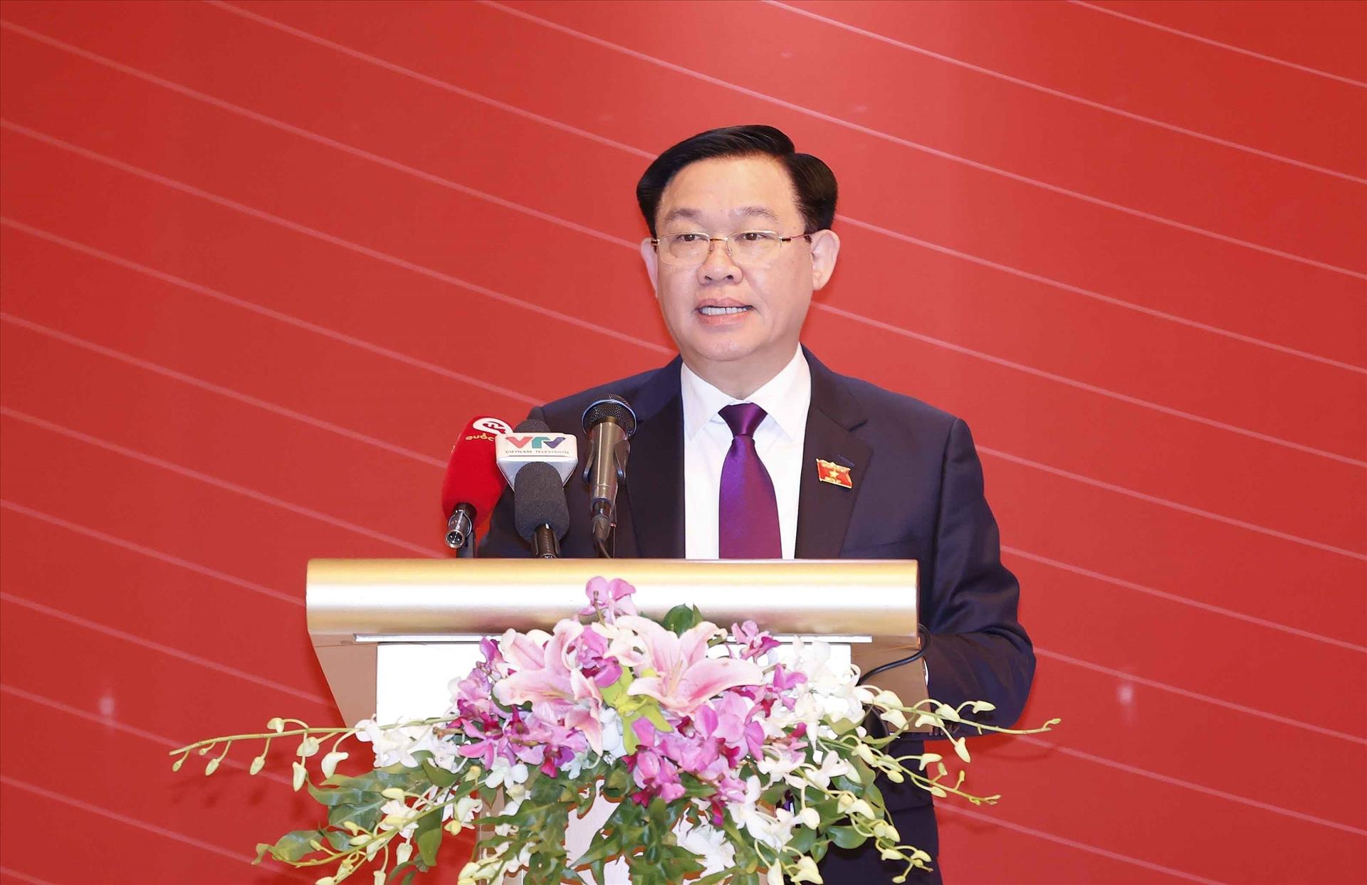 Chủ tịch Quốc hội Vương Đình Huệ: "ASEAN cần định vị lại mình, khởi tạo ý tưởng, khơi dậy tự cường, khơi thông nguồn lực cho phát triển cộng đồng". Ảnh: Quốc hội.