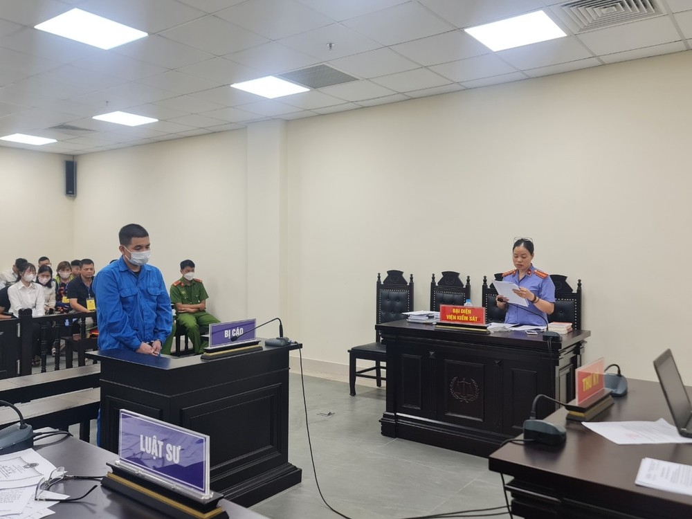 Quàn cảnh phiên tòa.