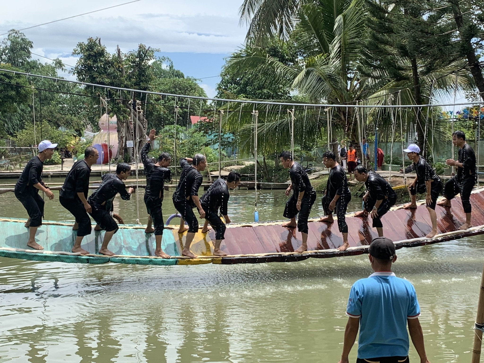 Các tour, tuyến từ TP.HCM đến các tỉnh miền Tây và miền Đông Nam Bộ tạo nên những mô hình kinh tế du lịch đa dạng và phát triển.