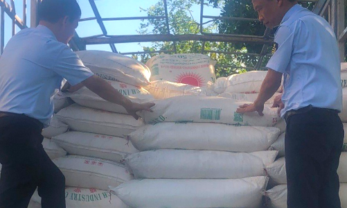 Hà Tĩnh ngăn chặn nhiều xe vận chuyển lượng lớn đường cát nhập lậu