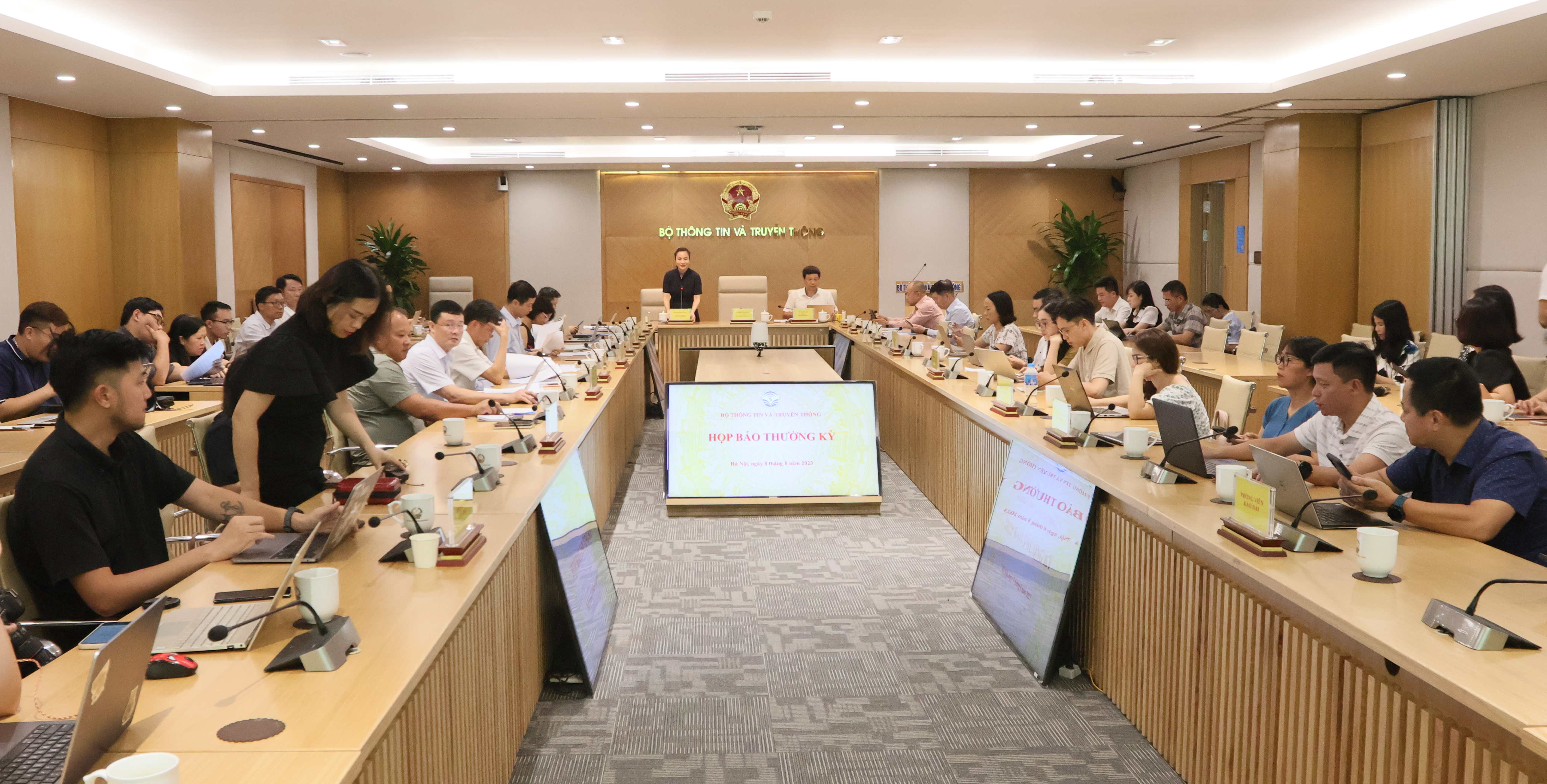 Buổi họp báo thường kỳ Bộ Thông tin và Truyền thông chiều ngày 8/8/2023.