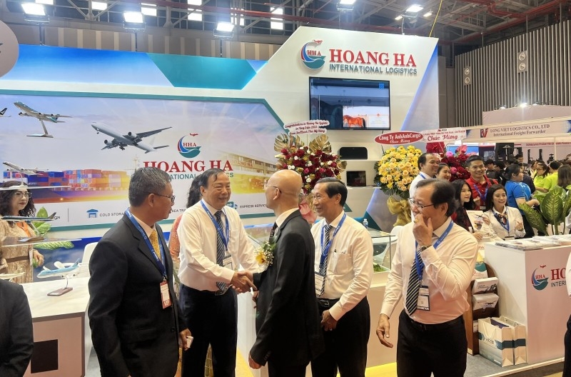 International logistics exhibition opens in HCMC