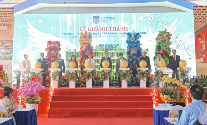 Khai Hoan Primary, Lower and Upper Secondary - Saigon South (Victoria School) opens