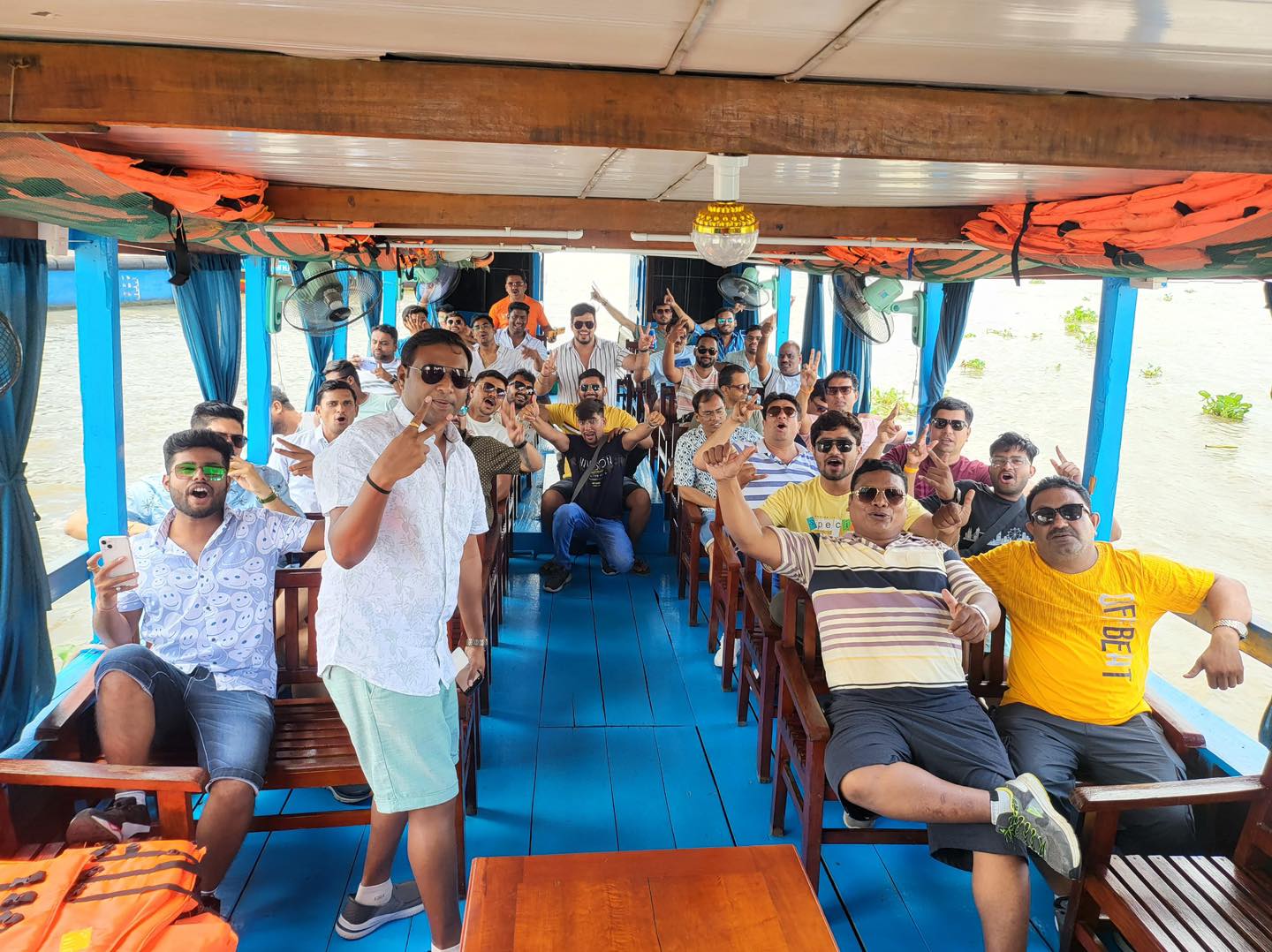 Với tiềm năng sẵn có, du lịch Việt Nam có nhiều lợi thế trong việc phát triển các tour du lịch dài ngày.