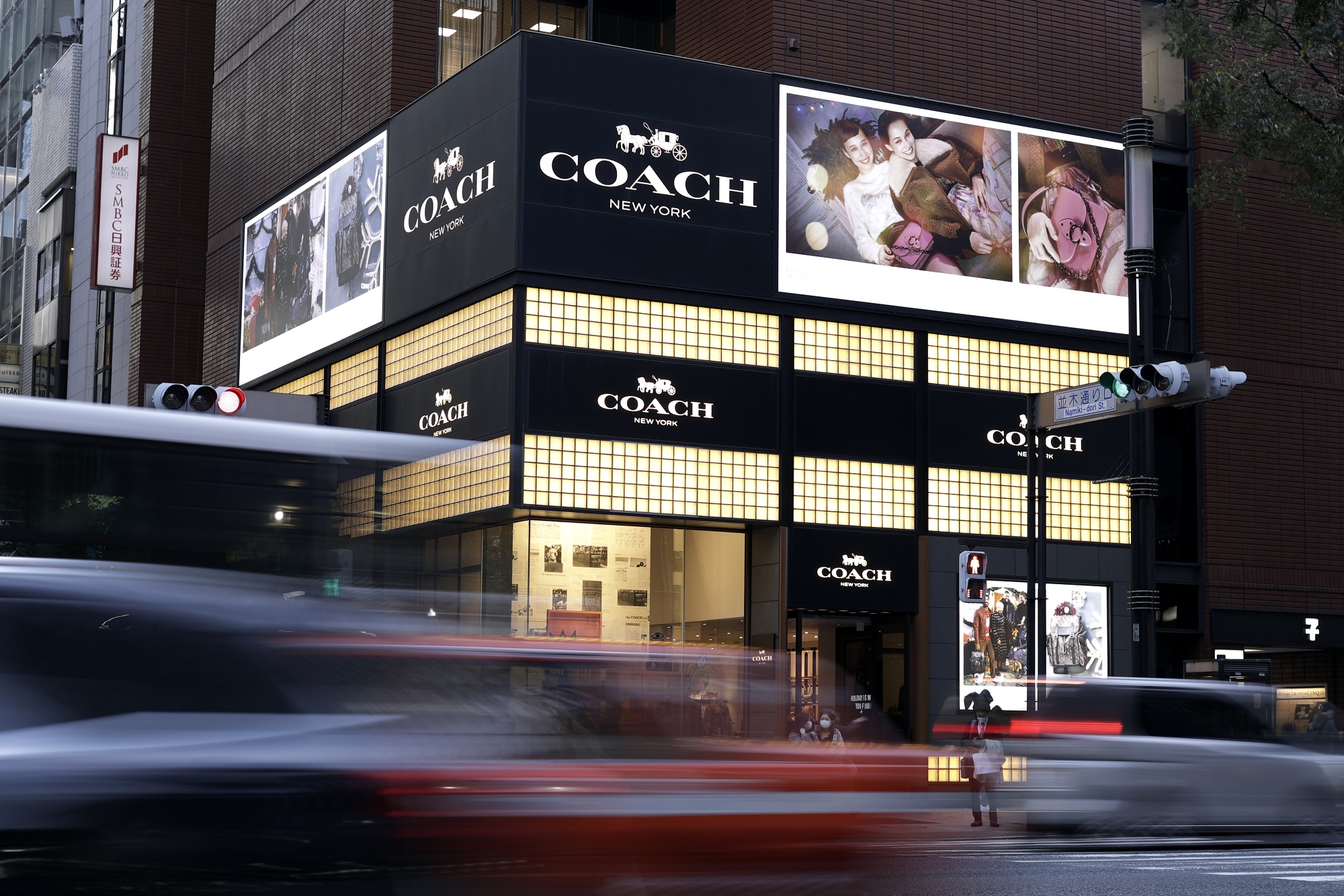 Tapestry dự kiến tăng trưởng doanh thu của Coach ở mức trung bình một con số trong ba năm lên 5,7 tỷ đô la.