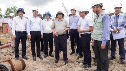 PM calls for completion of Cao Lanh - An Huu Expressway by 2025