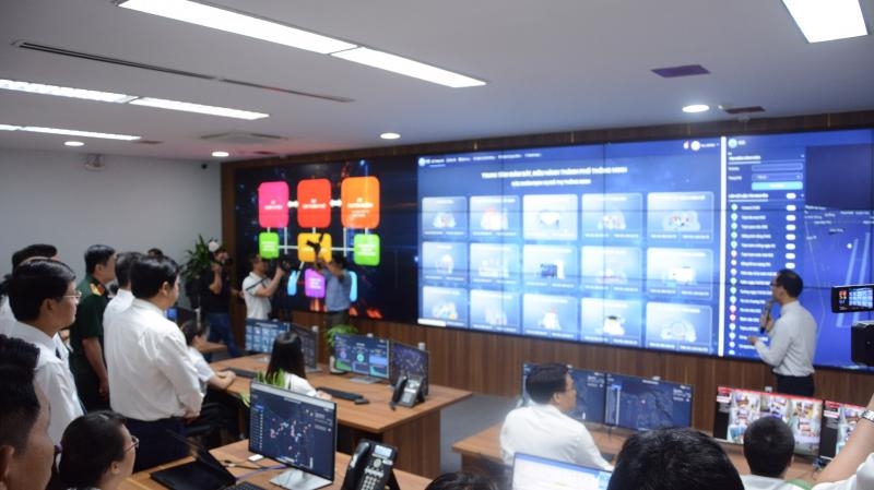 Da Nang opens intelligent operations center