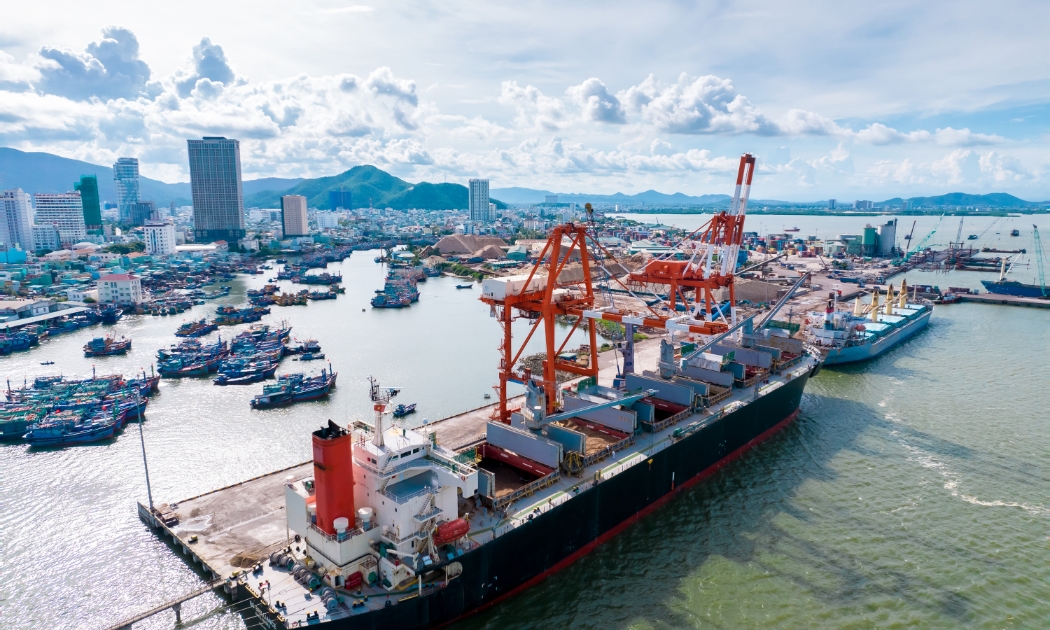 Sản lượng hàng hó thông qua 6 tháng năm 2023 giảm 29% so với cùng kỳ, lợi nhuận công ty giảm trên 50% so với thời kỳ đỉnh cao.