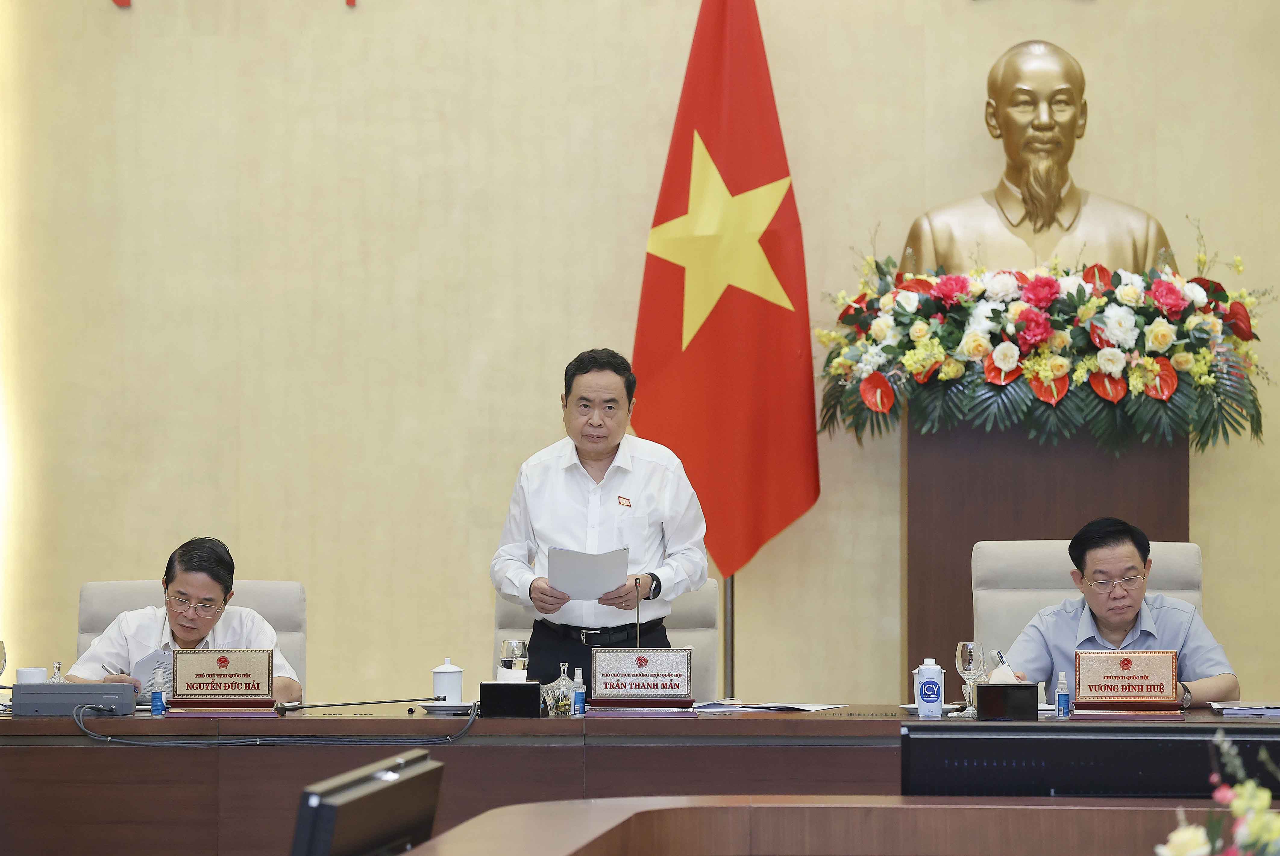 Phó Chủ tịch Thường trực Quốc hội Trần Thanh Mẫn điều hành phiên họp. Ảnh - Quochoi.vn.