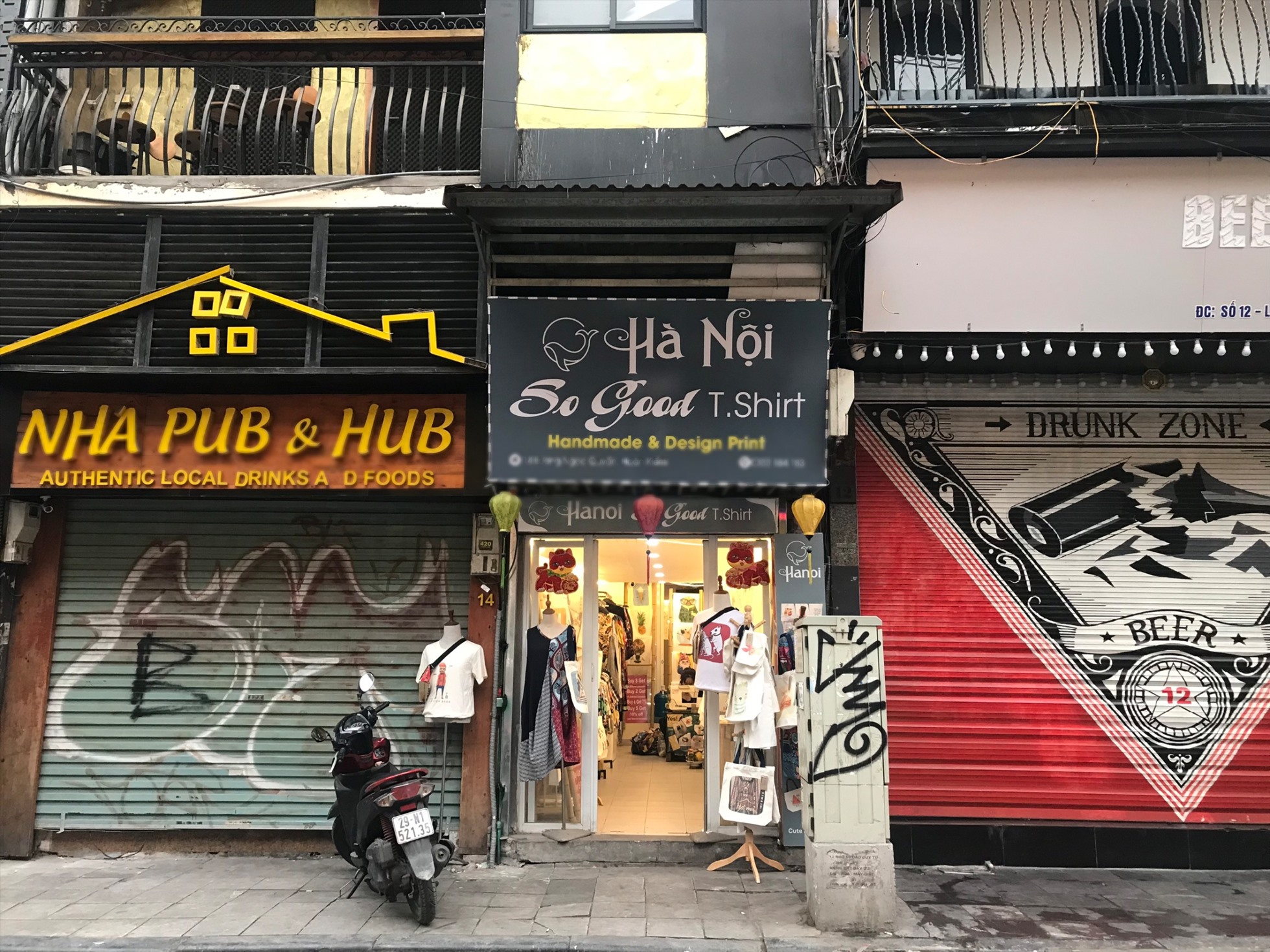 Nhiều khu phố kinh doanh sầm uất của Hà Nội vẫn chưa phục hồi sau đại dịch 