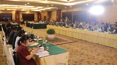 HCMC committed to removing obstacles facing foreign investors