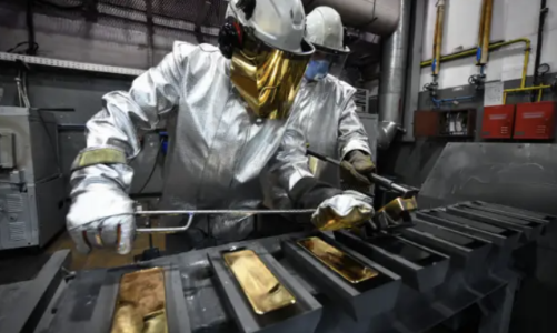 Giá vàng gượng tăng, SPDR Gold Trust bắt đáy 3 tấn vàng