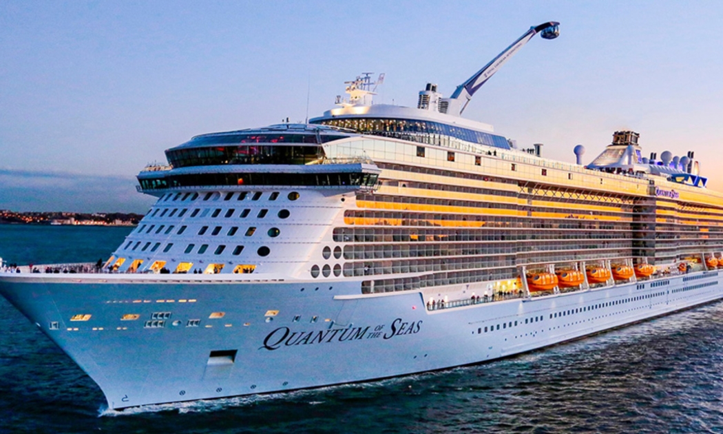 Tàu du lịch cao cấp Spectrum Of The Seas đã trở lại Nha Trang vào ngày 21/8/2023 sau chuyến đến thăm hồi đầu tháng.