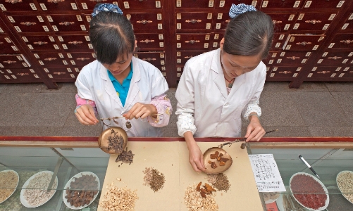Y học cổ truyền phát huy thế mạnh trước xu hướng hiện đại hóa