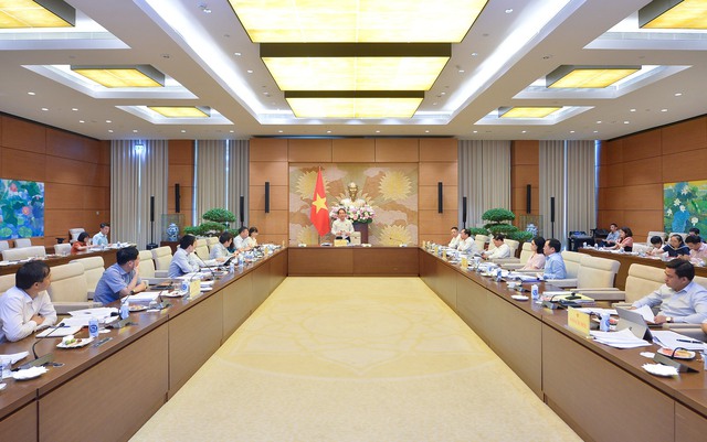 Rà soát để phân định rõ, bảo đảm tính thống nhất giữa phạm vi điều chỉnh của 3 dự án luật liên quan đến nhà ở để tránh xung đột, trùng lặp giữa các luật - Ảnh: VGP.