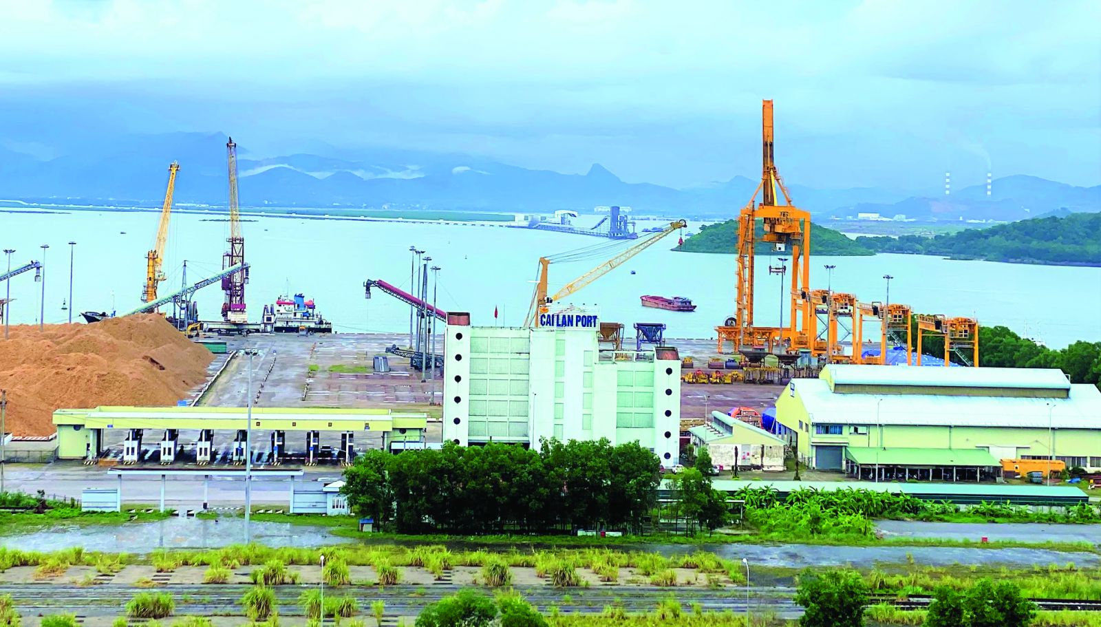 Cảng Cái Lân, thành phố Hạ Long, tỉnh Quảng Ninh 