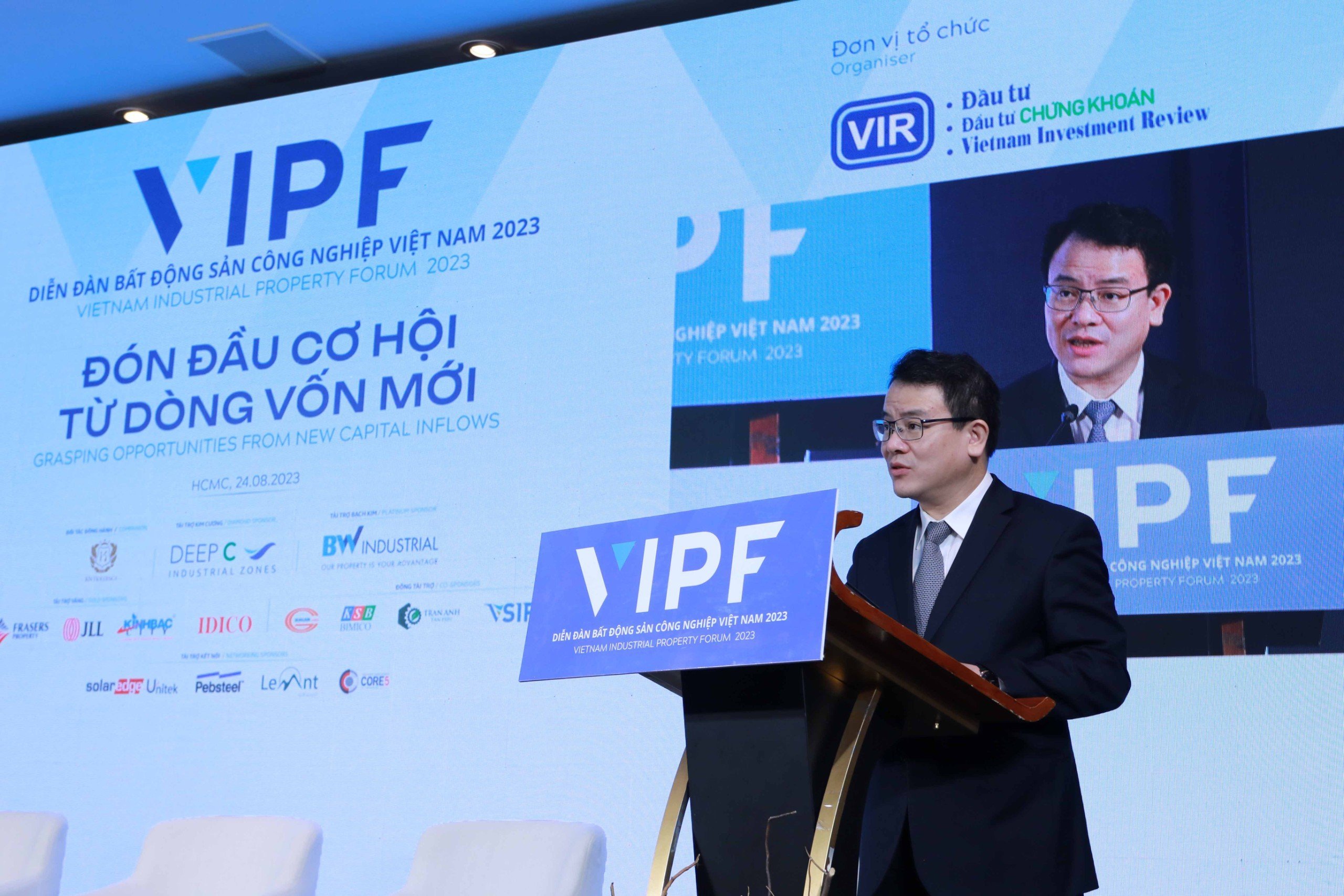 Thứ trưởng Bộ Kế hoạch và Đầu tư Trần Quốc Phương chia sẻ về cơ hội đón dòng vốn FDI tại Diễn đàn Bất động sản công nghiệp Việt Nam (VIPF) lần thứ 3 .