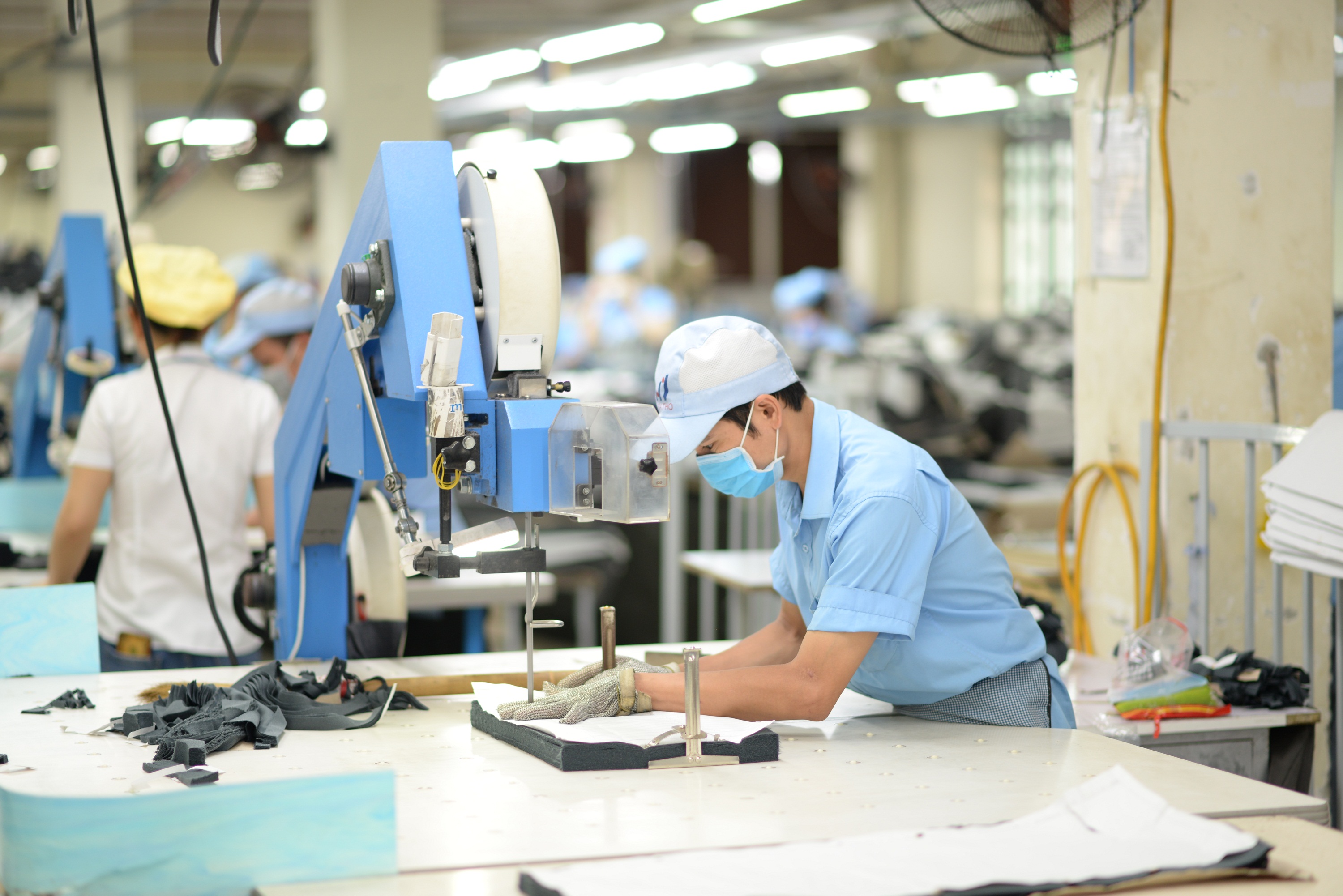 Dịch vụ vận chuyển hàng dệt may từ Bình Dương đi Hà Nam – Giải pháp an toàn và đúng tiến độ cho ngành may mặc