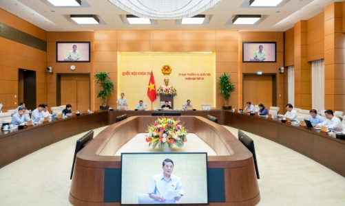 Cân nhắc kỹ quy định Tổng Liên đoàn Lao động Việt Nam là chủ đầu tư dự án nhà ở xã hội