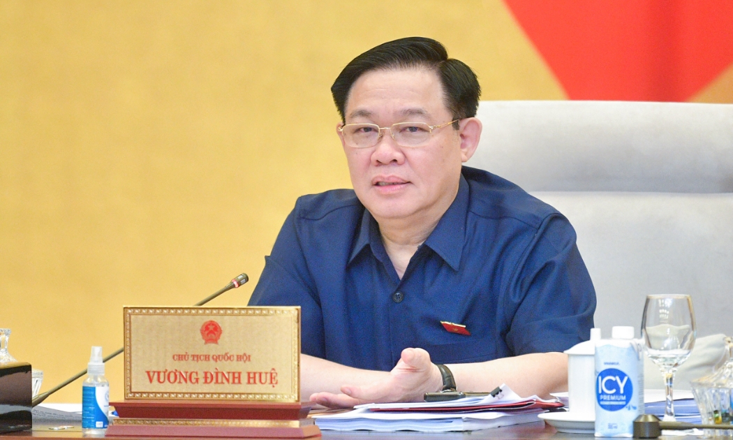 Chủ tịch Quốc hội Vương Đình Huệ phát biểu tại Phiên họp. Ảnh: Quốc hội