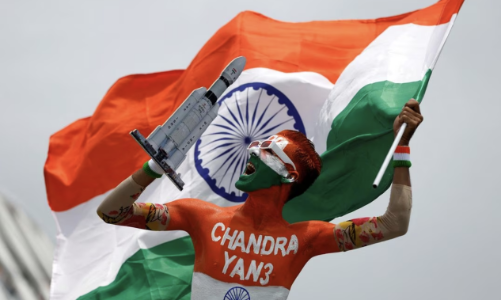 Cuộc đua lên Mặt Trăng “ngốn” bao nhiêu tiền của các nước?