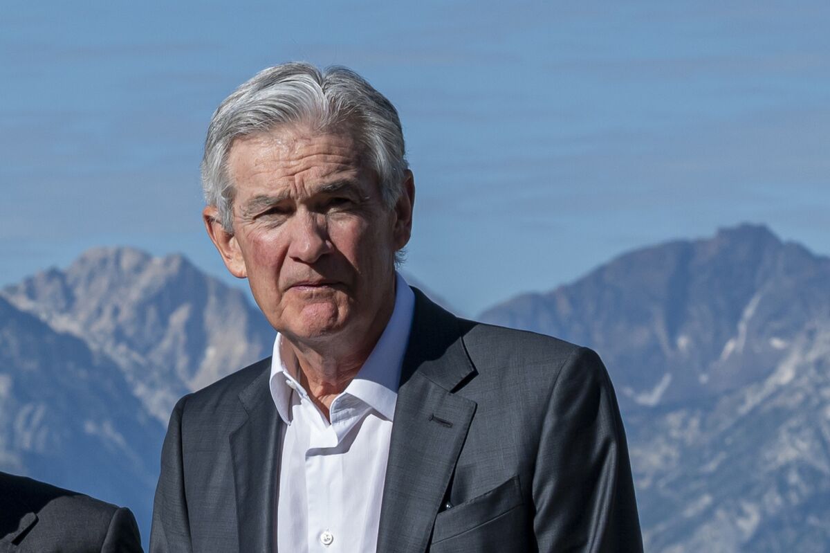 Chủ tịch Fed Jerome Powell ở Jackson Hole - Ảnh: Bloomberg.