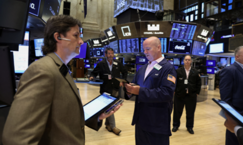 Chứng khoán Mỹ bật mạnh sau phát biểu của ông Powell, VFS thêm 40% giá trị, giá dầu tăng 1%