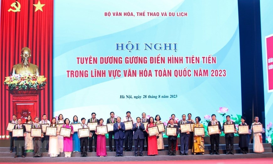 Hội nghị Tuyên dương gương điển hình tiên tiến trong lĩnh vực văn hóa toàn quốc năm 2023