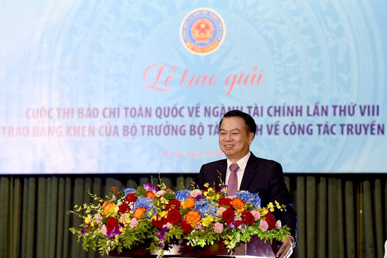 Thứ trưởng Nguyễn Đức Chi phát biểu tại buổi lễ. 