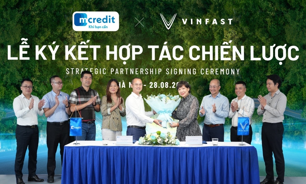 VinFast và Mcredit ký kết hợp tác chiến lược.