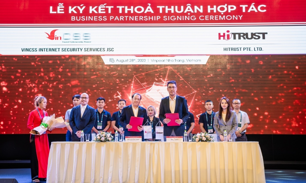 Buổi ký kết thành công tốt đẹp.