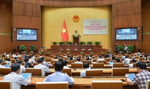 Chỉ cho phép các bên thỏa thuận chuyển nhượng đất làm nhà ở thương mại phù hợp mục đích, quy hoạch sử dụng đất