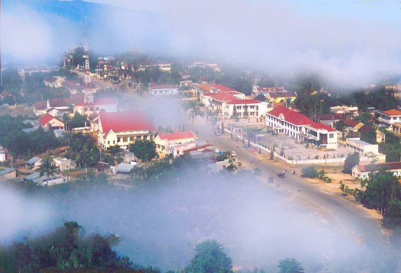 Thị trấn Tô Hạp (tên một loài cây trị tà của rừng Khánh Sơn), huyện Khánh Sơn, tỉnh Khánh Hòa, định hướng phát triển du lịch giá trị văn hóa truyền thống và thiên nhiên.