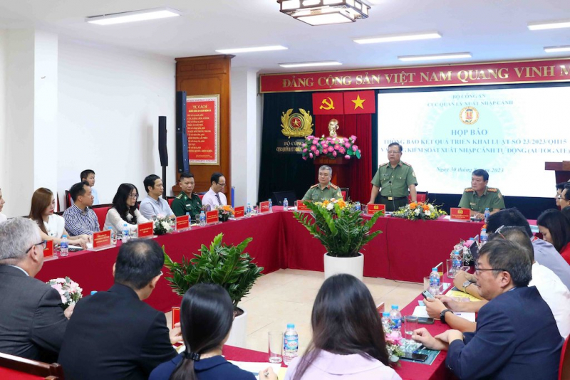  Cục Quản lý xuất nhập cảnh (A08-Bộ Công an) tổ chức họp báo