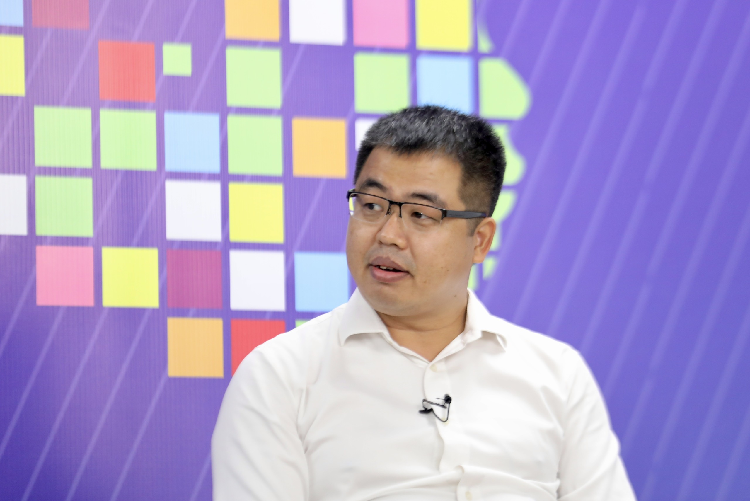 &Ocirc;ng&nbsp;Phạm&nbsp;Gia&nbsp;Linh, CEO Galaxy&nbsp;Education ph&aacute;t biểu tại tọa đ&agrave;m: 