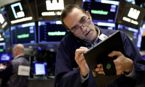 Chứng khoán Mỹ giảm trong tháng 8, ngược chiều với lợi suất trái phiếu kho bạc Mỹ