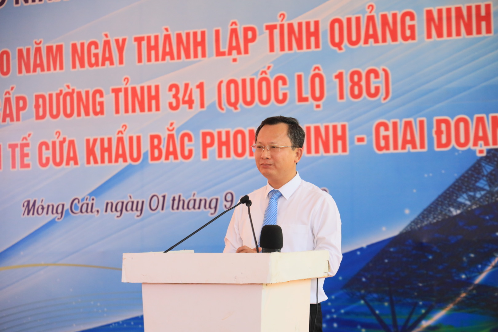 &Ocirc;ng Cao Tường Huy, Quyền Chủ tịch UBND tỉnh Quảng Ninh khẳng định Dự &aacute;n&nbsp;l&agrave; c&ocirc;ng tr&igrave;nh giao th&ocirc;ng c&oacute; &yacute; nghĩa quan trọng đối với tỉnh Quảng Ninh, quốc gia v&agrave; khu vực.