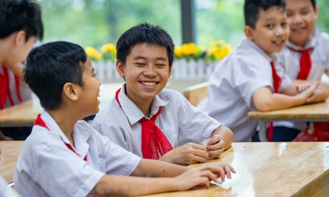 Niềm vui tựu trường của học sinh Bắc trung bộ