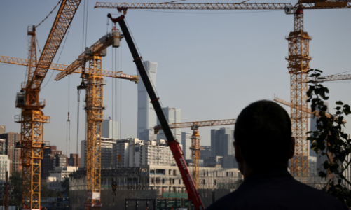 Vì sao Trung Quốc không tung một gói kích cầu quy mô lớn để cứu tăng trưởng?