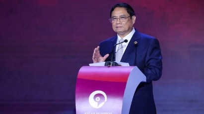 PM: Vietnam creates best possible conditions for investors