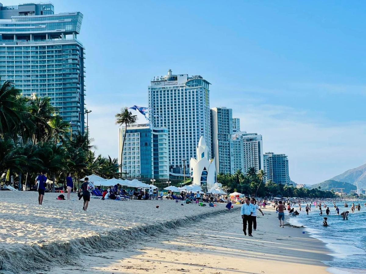 Kỳ nghỉ 2/9 năm nay, nhiều tỉnh, thành miền Trung thu hút lượng du khách tăng cao so với cùng kỳ năm trước.