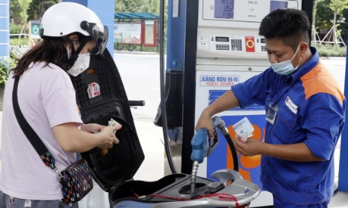 Giá xăng dầu tăng ngay sau kỳ nghỉ lễ