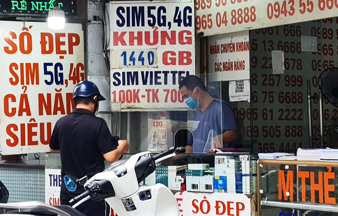 Các nhà mạng rà soát, đánh giá, dừng những đại lý vi phạm, phát triển thuê bao từ ngày 10/9/2023. Ảnh minh họa