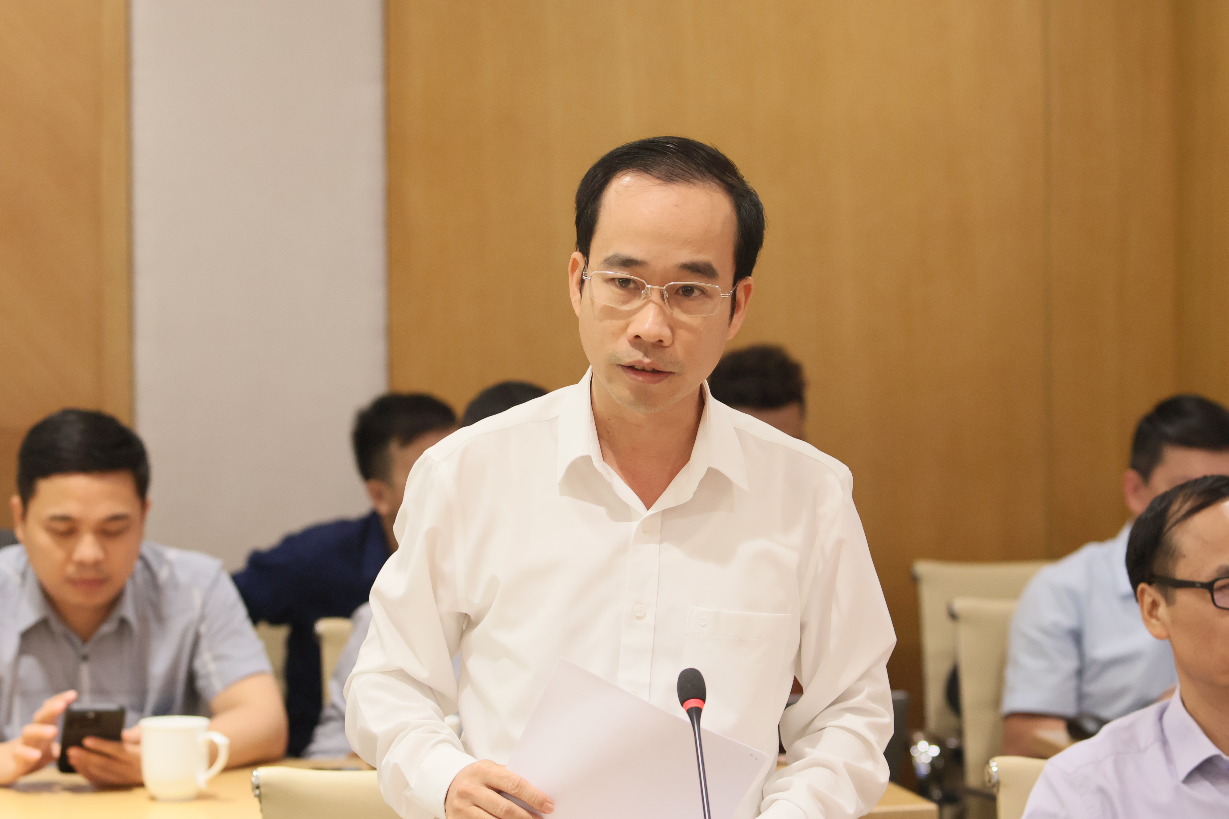 Ông Nguyễn Duy Khiêm, đại diện Cục An toàn thông tin: khuyến cáo người dùng cần thận trọng trước khi quét mã QR Code, đặc biệt cảnh giác với các mã QR được dán hoặc chia sẻ ở những nơi công cộng hoặc gửi qua mạng xã hội, email.