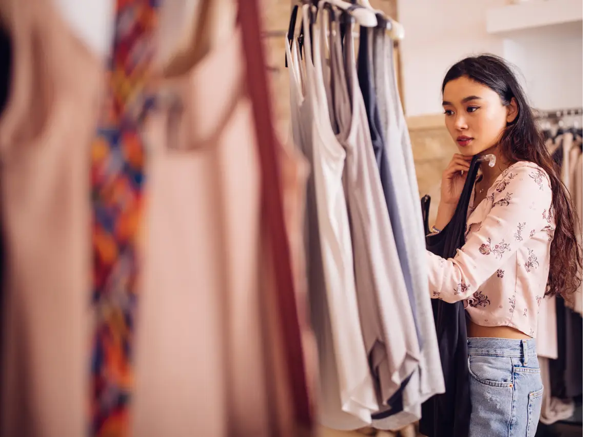 Giới nh&agrave; gi&agrave;u Trung Quốc cho rằng đ&acirc;y kh&ocirc;ng phải l&agrave; thời điểm th&iacute;ch hợp để ti&ecirc;u x&agrave;i phung ph&iacute;.