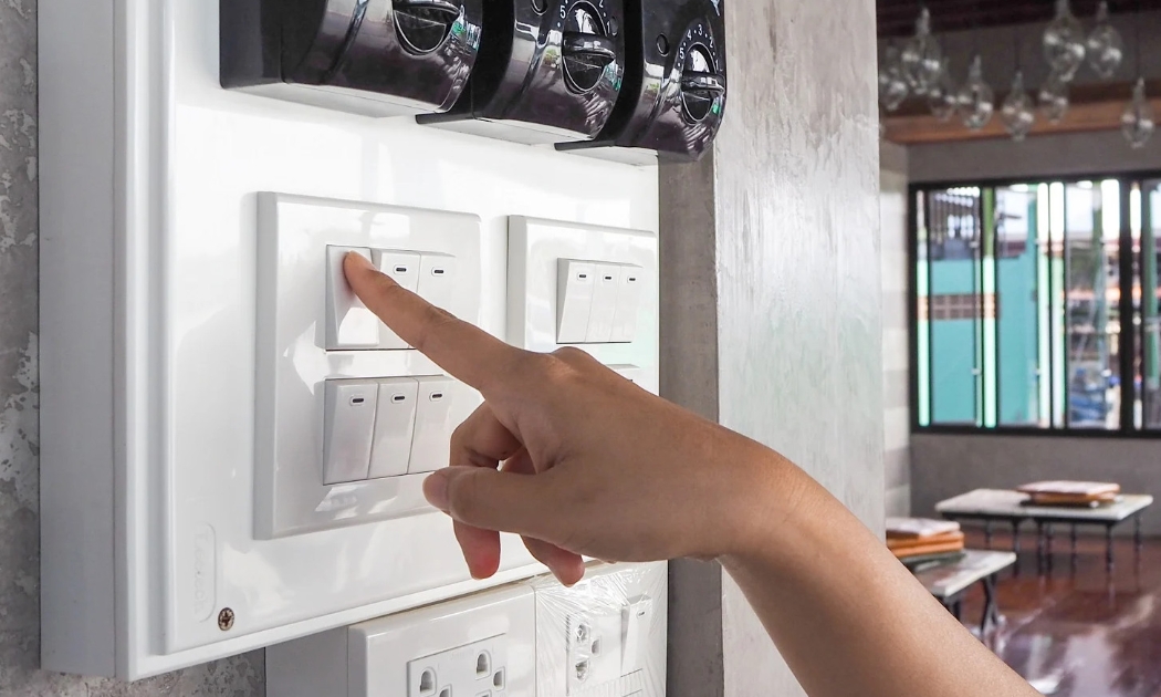 Trong tháng 8/2023 EVNHCMC đã triển khai thay đổi ngày ghi điện về cuối tháng cho hơn 400.000 khách hàng - Ảnh minh họa