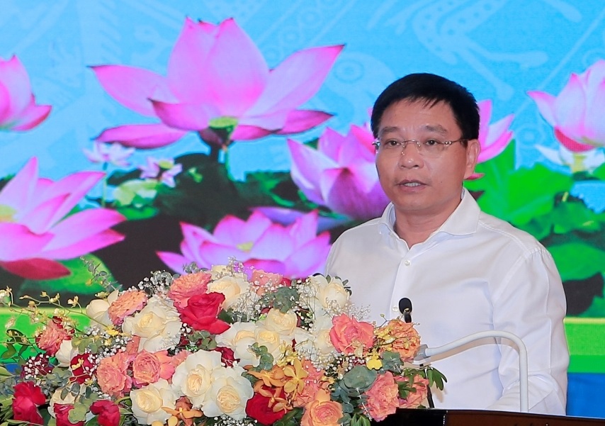 Bộ trưởng Bộ Giao thông vận tải Nguyễn Văn Thắng chia sẻ 6 bài học kinh nghiệm quý được rút ra trong quá trình triển khai 4 dự án cao tốc.