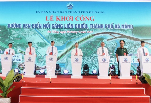 Nghi lễ khởi công đường ven biển nối cảng Liên Chiểu. 